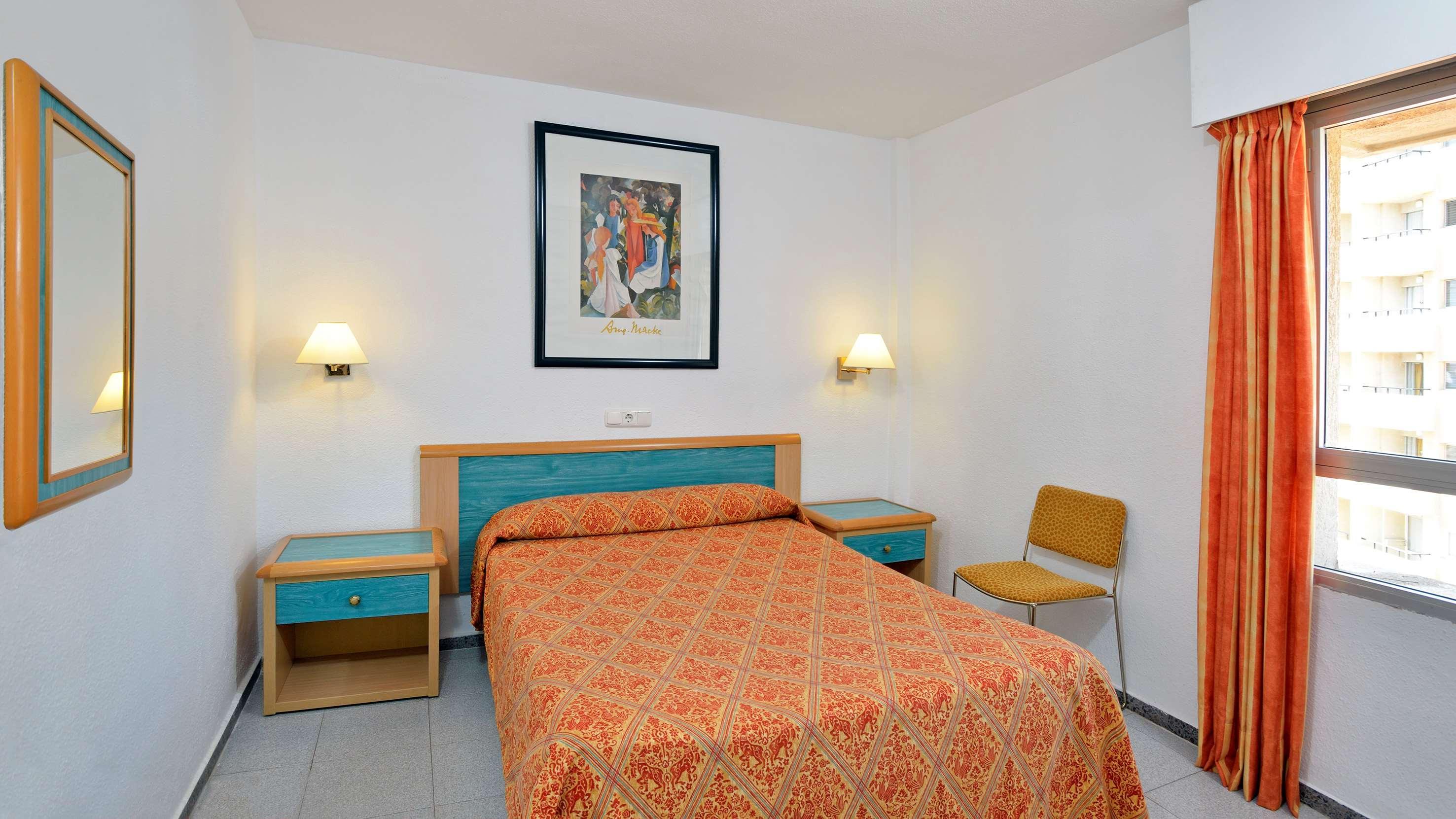 Sol Puerto Marina Aparthotel ตอร์เรโมลิโนส ภายนอก รูปภาพ