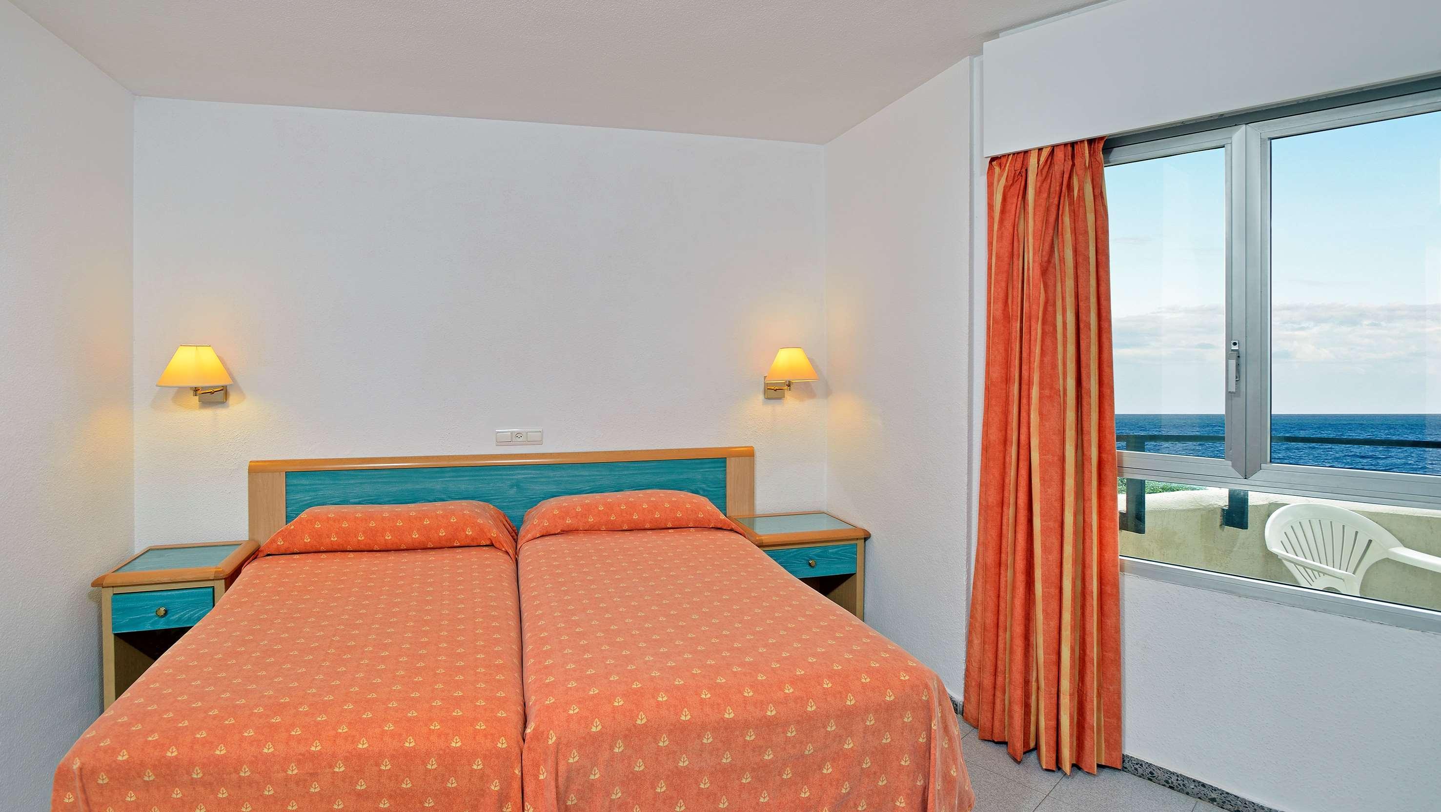 Sol Puerto Marina Aparthotel ตอร์เรโมลิโนส ภายนอก รูปภาพ