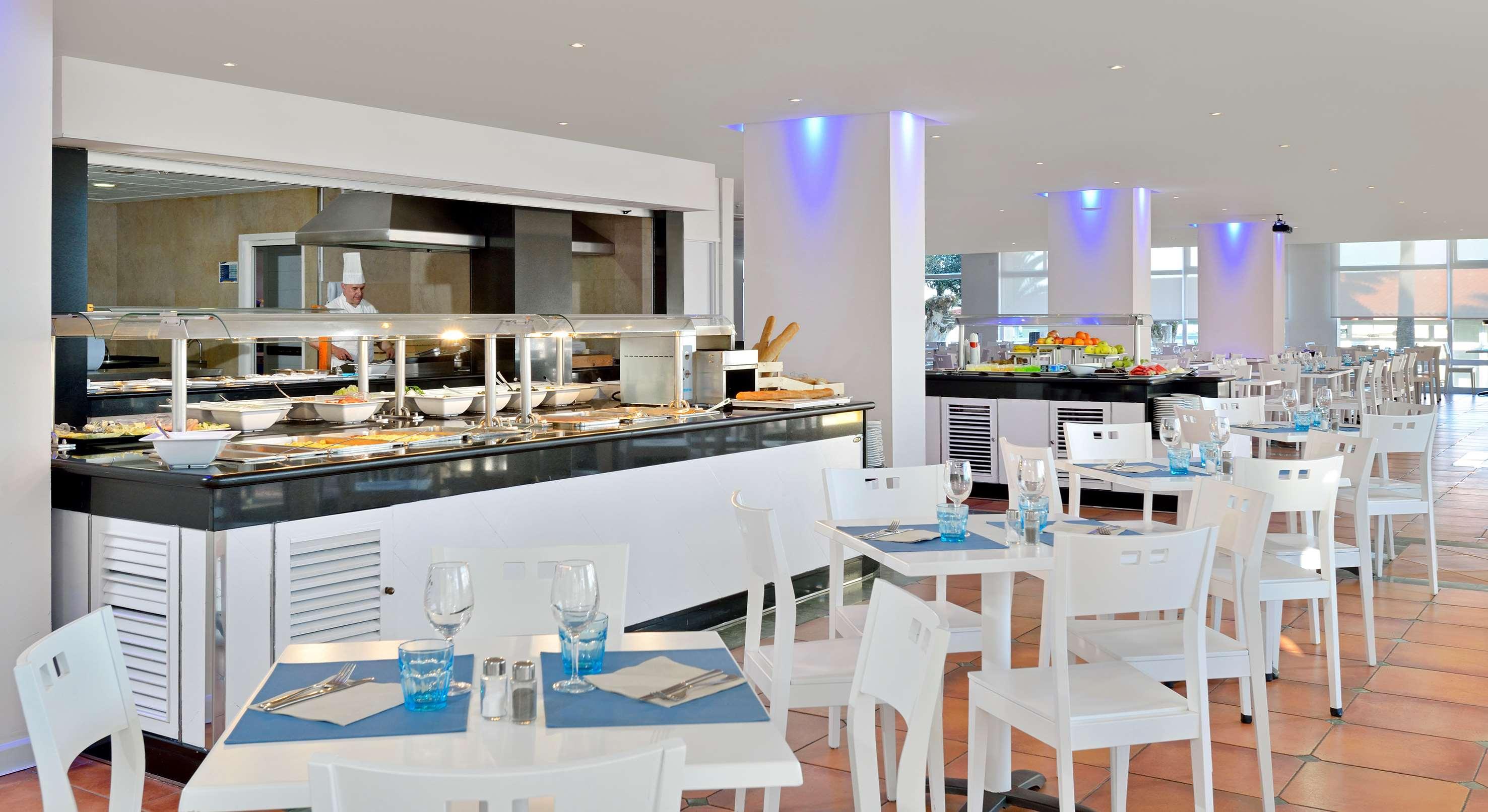 Sol Puerto Marina Aparthotel ตอร์เรโมลิโนส ภายนอก รูปภาพ