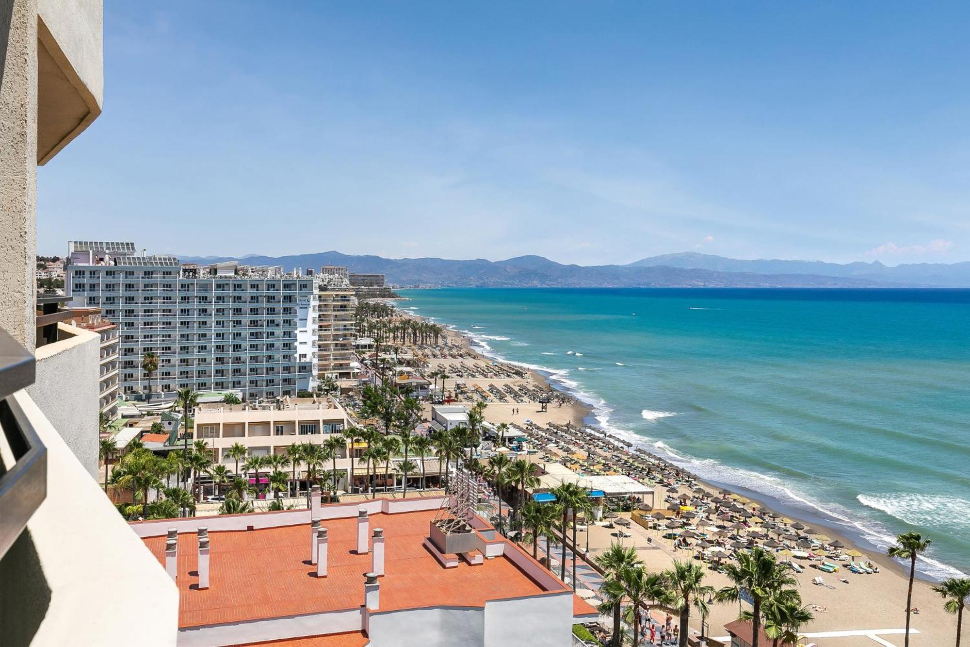 Sol Puerto Marina Aparthotel ตอร์เรโมลิโนส ภายนอก รูปภาพ
